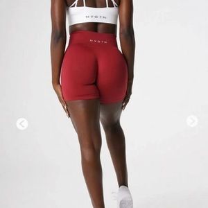 NVGTN Carmine Solid Seamless Shorts